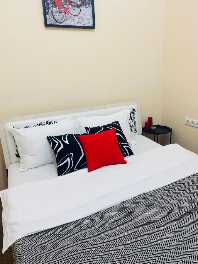 Like Home Rooms Алмати Екстер'єр фото