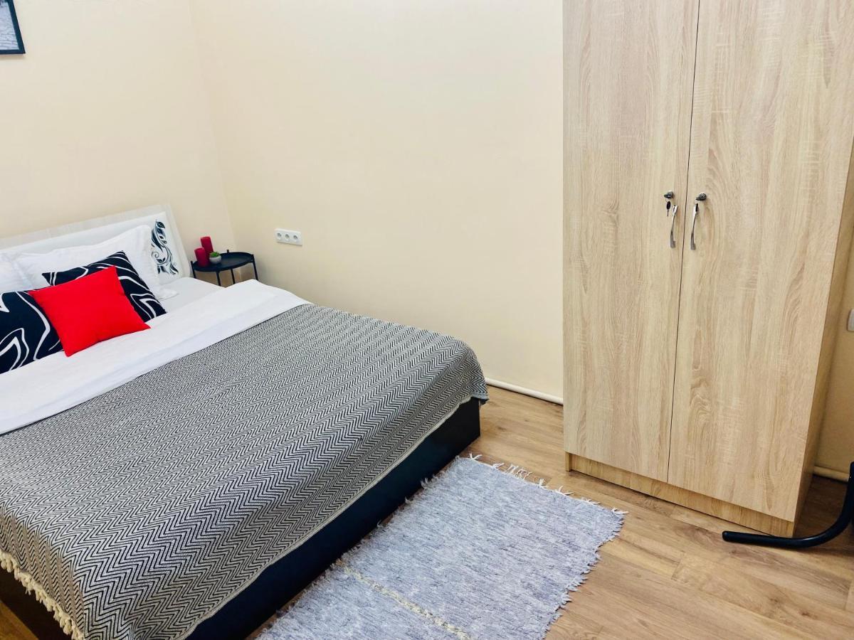 Like Home Rooms Алмати Екстер'єр фото