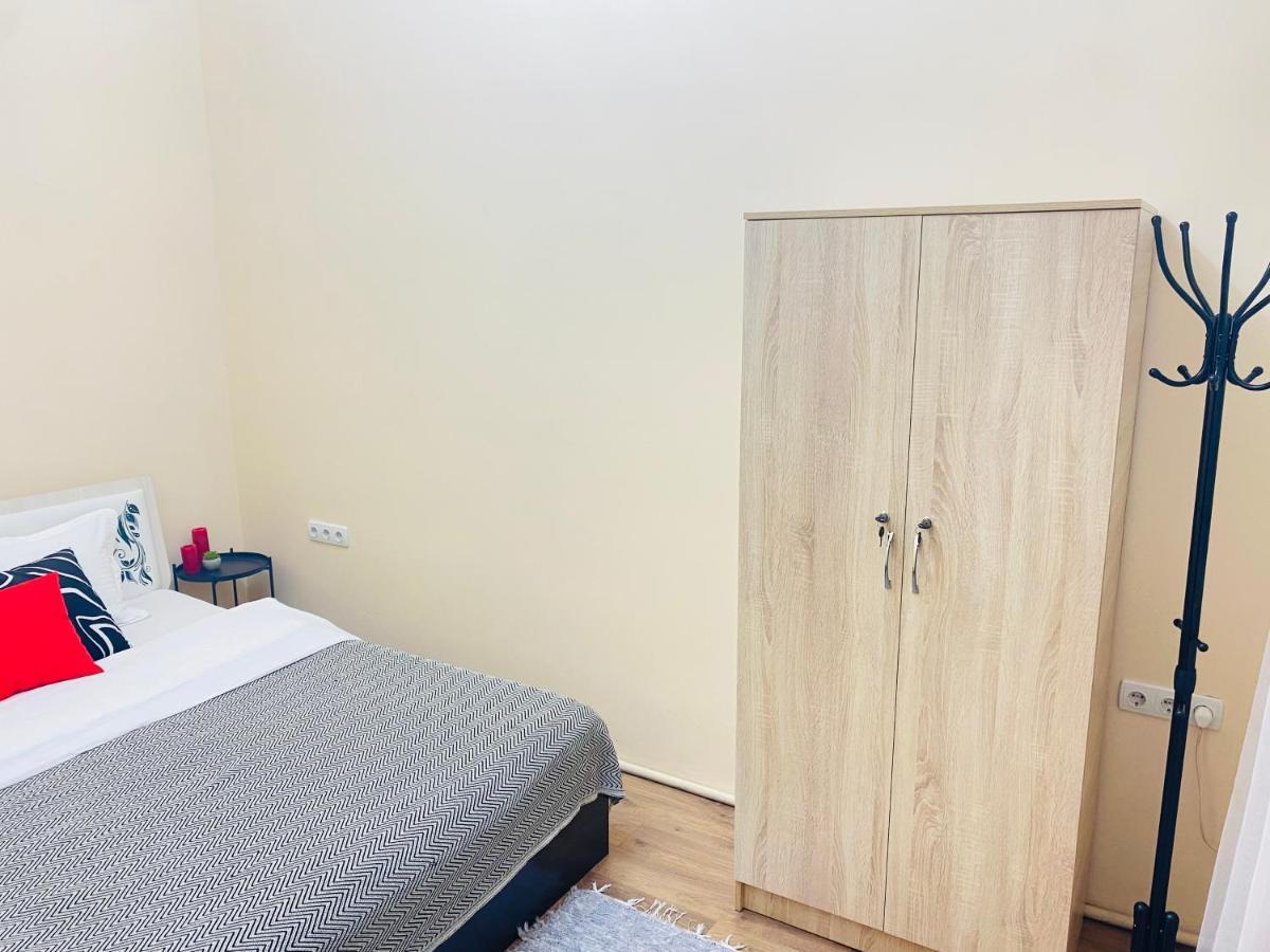 Like Home Rooms Алмати Екстер'єр фото